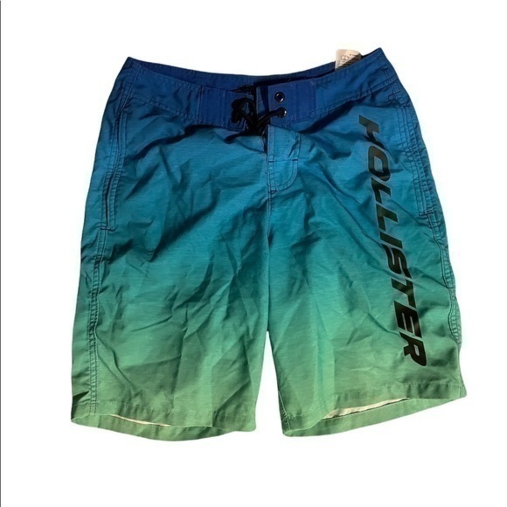 Hollister Men Swim boxer shorts Blue Green 28 velcro closure 
Condition 8/10